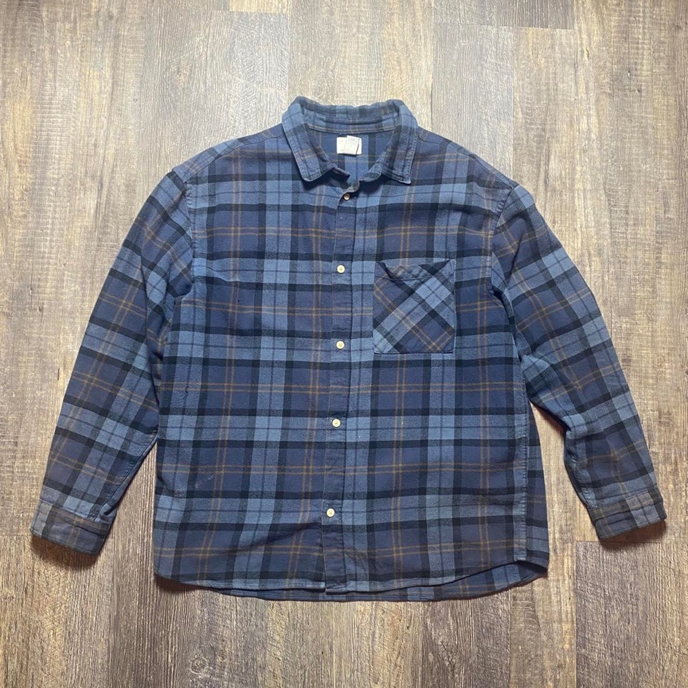 H&M Longsleeve button up flannel🔵⚫️